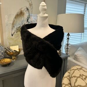 Talbots Pull Thru Scarf/Wrap NWOT